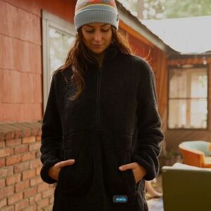 KAVU Snowpack Fleece Pullover - NWOT